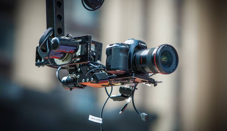 科技赋能生活：民丰县产品视频拍摄开启智能新时代